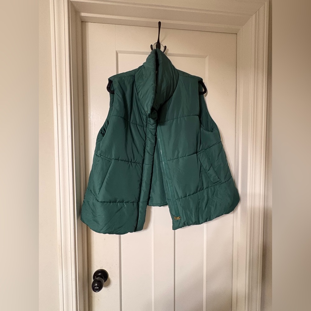 Altar’d State Quilted Puffer Vest in Forest Green